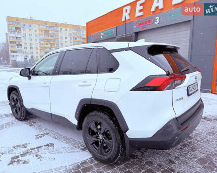 Білий Тойота РАВ 4, об'ємом двигуна 2 л та пробігом 95 тис. км за 24700 $, фото 24 на Automoto.ua