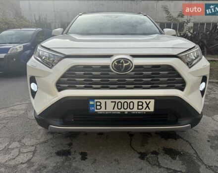 Тойота РАВ 4 2021 в Полтаве на Automoto.ua Белый Тойота РАВ 4, объемом двигателя 1.99 л и пробегом 32 тыс. км за 30900 $, фото 58 на Automoto.ua
