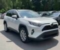 Белый Тойота РАВ 4, объемом двигателя 2.5 л и пробегом 38 тыс. км за 14000 $, фото 1 на Automoto.ua