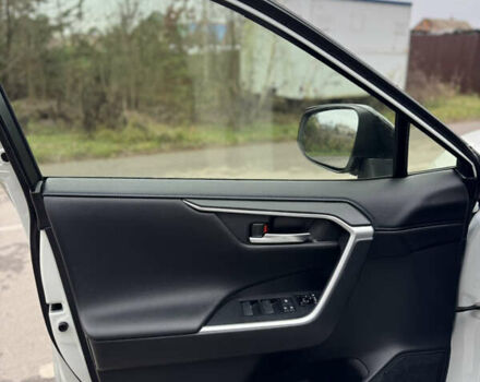 Белый Тойота РАВ 4, объемом двигателя 2.5 л и пробегом 55 тыс. км за 37500 $, фото 9 на Automoto.ua