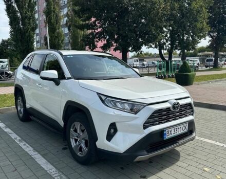 Белый Тойота РАВ 4, объемом двигателя 2 л и пробегом 57 тыс. км за 28000 $, фото 2 на Automoto.ua