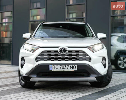 Белый Тойота РАВ 4, объемом двигателя 1.99 л и пробегом 55 тыс. км за 29900 $, фото 1 на Automoto.ua