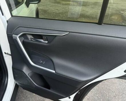 Тойота РАВ 4 2021 в Полтаве на Automoto.ua Белый Тойота РАВ 4, объемом двигателя 1.99 л и пробегом 32 тыс. км за 30900 $, фото 39 на Automoto.ua