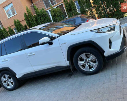 Белый Тойота РАВ 4, объемом двигателя 2.49 л и пробегом 41 тыс. км за 35000 $, фото 1 на Automoto.ua