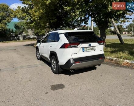 Тойота РАВ 4 2021 в Чернигове на Automoto.ua Белый Тойота РАВ 4, объемом двигателя 2.49 л и пробегом 103 тыс. км за 34999 $, фото 5 на Automoto.ua