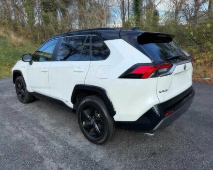 Белый Тойота РАВ 4, объемом двигателя 2.5 л и пробегом 22 тыс. км за 21599 $, фото 3 на Automoto.ua