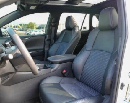 Білий Тойота РАВ 4, об'ємом двигуна 2.5 л та пробігом 21 тис. км за 20000 $, фото 8 на Automoto.ua