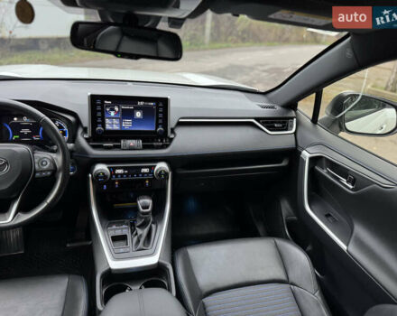 Белый Тойота РАВ 4, объемом двигателя 2.5 л и пробегом 55 тыс. км за 37500 $, фото 27 на Automoto.ua