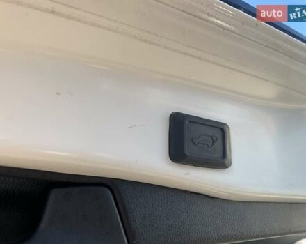 Білий Тойота РАВ 4, об'ємом двигуна 2.49 л та пробігом 75 тис. км за 35500 $, фото 28 на Automoto.ua