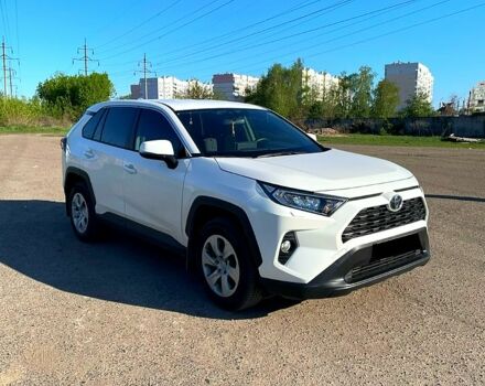 Білий Тойота РАВ 4, об'ємом двигуна 2 л та пробігом 43 тис. км за 22300 $, фото 1 на Automoto.ua