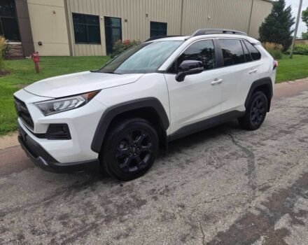 Белый Тойота РАВ 4, объемом двигателя 2.5 л и пробегом 25 тыс. км за 3500 $, фото 2 на Automoto.ua