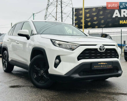 Белый Тойота РАВ 4, объемом двигателя 1.99 л и пробегом 95 тыс. км за 26700 $, фото 2 на Automoto.ua