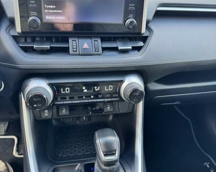 Тойота РАВ 4 2021 в Чернигове на Automoto.ua Белый Тойота РАВ 4, объемом двигателя 2.49 л и пробегом 103 тыс. км за 34999 $, фото 16 на Automoto.ua