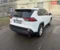 Тойота РАВ 4 2021 в Полтаве на Automoto.ua Белый Тойота РАВ 4, объемом двигателя 1.99 л и пробегом 32 тыс. км за 30900 $, фото 54 на Automoto.ua