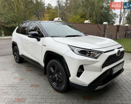 Белый Тойота РАВ 4, объемом двигателя 2.49 л и пробегом 50 тыс. км за 31800 $, фото 2 на Automoto.ua