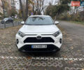Тойота РАВ 4 2021 в Харькове на Automoto.ua Белый Тойота РАВ 4, объемом двигателя 1.99 л и пробегом 95 тыс. км за 27500 $, фото 1 на Automoto.ua