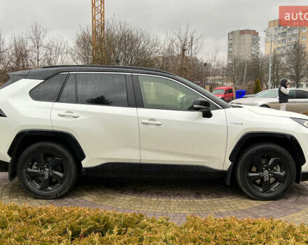 Білий Тойота РАВ 4, об'ємом двигуна 2.49 л та пробігом 57 тис. км за 38750 $, фото 7 на Automoto.ua