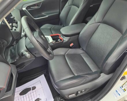 Белый Тойота РАВ 4, объемом двигателя 2.5 л и пробегом 25 тыс. км за 3500 $, фото 8 на Automoto.ua