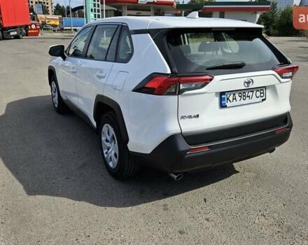 Білий Тойота РАВ 4, об'ємом двигуна 1.99 л та пробігом 138 тис. км за 23750 $, фото 10 на Automoto.ua