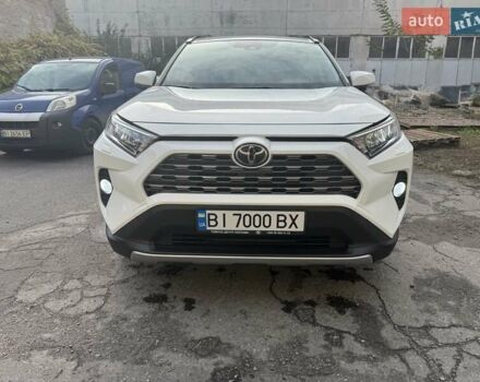 Тойота РАВ 4 2021 в Полтаве на Automoto.ua Белый Тойота РАВ 4, объемом двигателя 1.99 л и пробегом 32 тыс. км за 30900 $, фото 51 на Automoto.ua