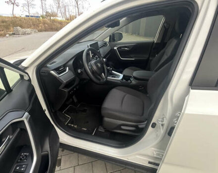 Білий Тойота РАВ 4, об'ємом двигуна 2.5 л та пробігом 25 тис. км за 35000 $, фото 15 на Automoto.ua