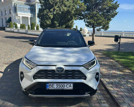 Белый Тойота РАВ 4, объемом двигателя 2.5 л и пробегом 51 тыс. км за 41000 $, фото 2 на Automoto.ua