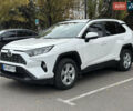 Тойота РАВ 4 2021 в Кривом Роге на Automoto.ua Белый Тойота РАВ 4, объемом двигателя 1.99 л и пробегом 51 тыс. км за 26000 $, фото 1 на Automoto.ua