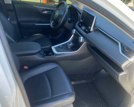 Білий Тойота РАВ 4, об'ємом двигуна 1.99 л та пробігом 61 тис. км за 34800 $, фото 18 на Automoto.ua