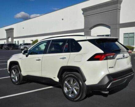 Белый Тойота РАВ 4, объемом двигателя 2.5 л и пробегом 19 тыс. км за 15300 $, фото 4 на Automoto.ua