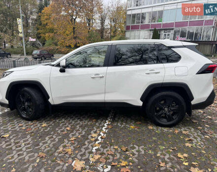 Тойота РАВ 4 2021 в Харькове на Automoto.ua Белый Тойота РАВ 4, объемом двигателя 1.99 л и пробегом 95 тыс. км за 27500 $, фото 9 на Automoto.ua