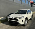 Тойота РАВ 4 2021 в Киеве на Automoto.ua Белый Тойота РАВ 4, объемом двигателя 1.99 л и пробегом 85 тыс. км за 24500 $, фото 1 на Automoto.ua