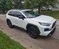 Белый Тойота РАВ 4, объемом двигателя 2.5 л и пробегом 25 тыс. км за 3500 $, фото 1 на Automoto.ua