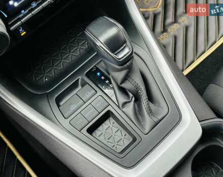 Белый Тойота РАВ 4, объемом двигателя 1.99 л и пробегом 95 тыс. км за 26700 $, фото 31 на Automoto.ua