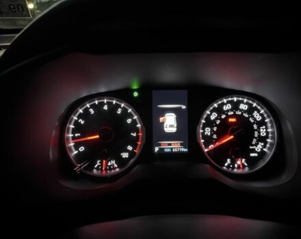 Білий Тойота РАВ 4, об'ємом двигуна 2.5 л та пробігом 64 тис. км за 27000 $, фото 18 на Automoto.ua