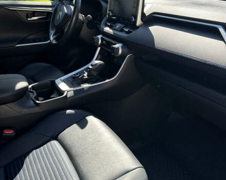 Белый Тойота РАВ 4, объемом двигателя 2.5 л и пробегом 51 тыс. км за 41000 $, фото 6 на Automoto.ua