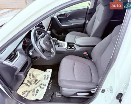 Білий Тойота РАВ 4, об'ємом двигуна 2 л та пробігом 95 тис. км за 24700 $, фото 42 на Automoto.ua