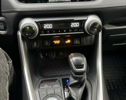 Білий Тойота РАВ 4, об'ємом двигуна 2 л та пробігом 92 тис. км за 34000 $, фото 9 на Automoto.ua