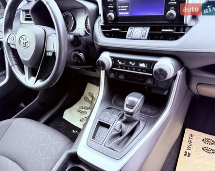 Білий Тойота РАВ 4, об'ємом двигуна 2 л та пробігом 95 тис. км за 24700 $, фото 37 на Automoto.ua