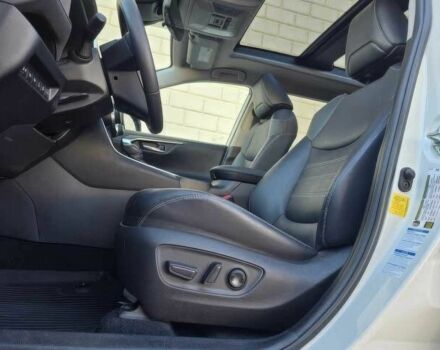 Белый Тойота РАВ 4, объемом двигателя 2.5 л и пробегом 19 тыс. км за 15300 $, фото 6 на Automoto.ua