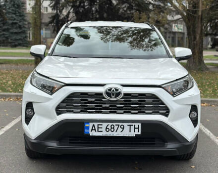 Тойота РАВ 4 2021 в Кривом Роге на Automoto.ua Белый Тойота РАВ 4, объемом двигателя 1.99 л и пробегом 51 тыс. км за 26000 $, фото 2 на Automoto.ua
