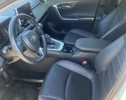 Білий Тойота РАВ 4, об'ємом двигуна 1.99 л та пробігом 61 тис. км за 34800 $, фото 16 на Automoto.ua