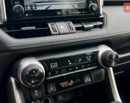 Білий Тойота РАВ 4, об'ємом двигуна 2.49 л та пробігом 86 тис. км за 33900 $, фото 16 на Automoto.ua