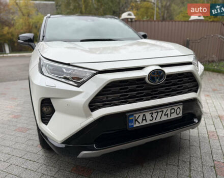 Белый Тойота РАВ 4, объемом двигателя 2.49 л и пробегом 50 тыс. км за 31800 $, фото 1 на Automoto.ua