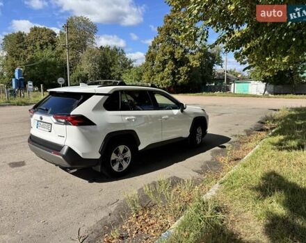 Тойота РАВ 4 2021 в Чернигове на Automoto.ua Белый Тойота РАВ 4, объемом двигателя 2.49 л и пробегом 103 тыс. км за 34999 $, фото 8 на Automoto.ua