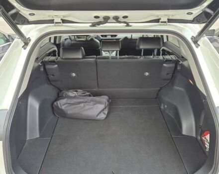 Белый Тойота РАВ 4, объемом двигателя 2.49 л и пробегом 25 тыс. км за 40000 $, фото 8 на Automoto.ua