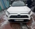 Белый Тойота РАВ 4, объемом двигателя 2.5 л и пробегом 260 тыс. км за 24500 $, фото 1 на Automoto.ua
