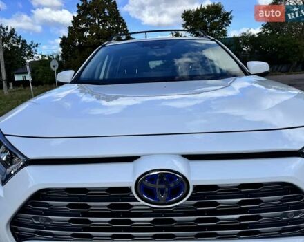 Тойота РАВ 4 2021 в Чернигове на Automoto.ua Белый Тойота РАВ 4, объемом двигателя 2.49 л и пробегом 103 тыс. км за 34999 $, фото 4 на Automoto.ua