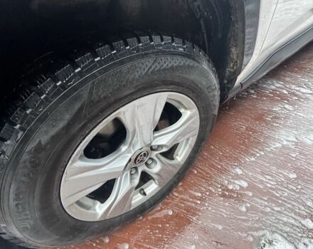 Белый Тойота РАВ 4, объемом двигателя 2.5 л и пробегом 260 тыс. км за 24500 $, фото 9 на Automoto.ua