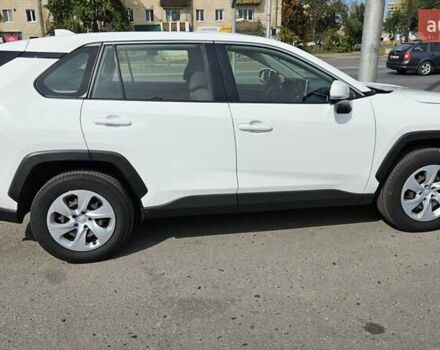 Білий Тойота РАВ 4, об'ємом двигуна 1.99 л та пробігом 138 тис. км за 23750 $, фото 4 на Automoto.ua