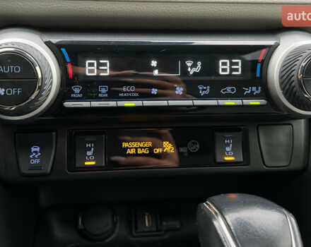 Белый Тойота РАВ 4, объемом двигателя 2.49 л и пробегом 99 тыс. км за 34800 $, фото 17 на Automoto.ua